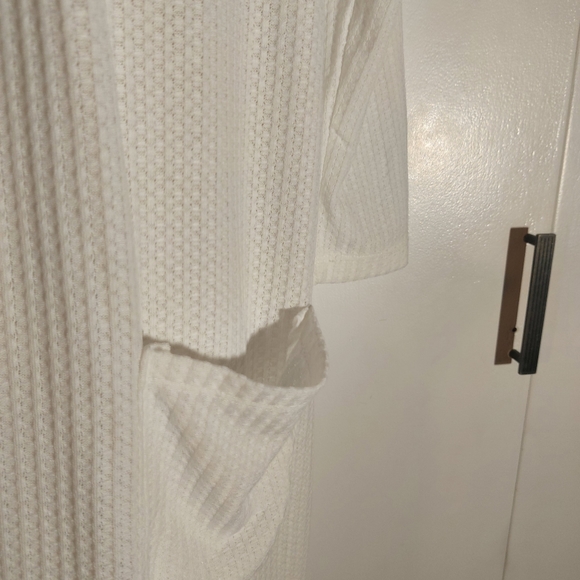 Rickis white waffle knit cardi duster. - Picture 4 of 6